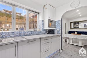 Photo 10- click for photo gallery